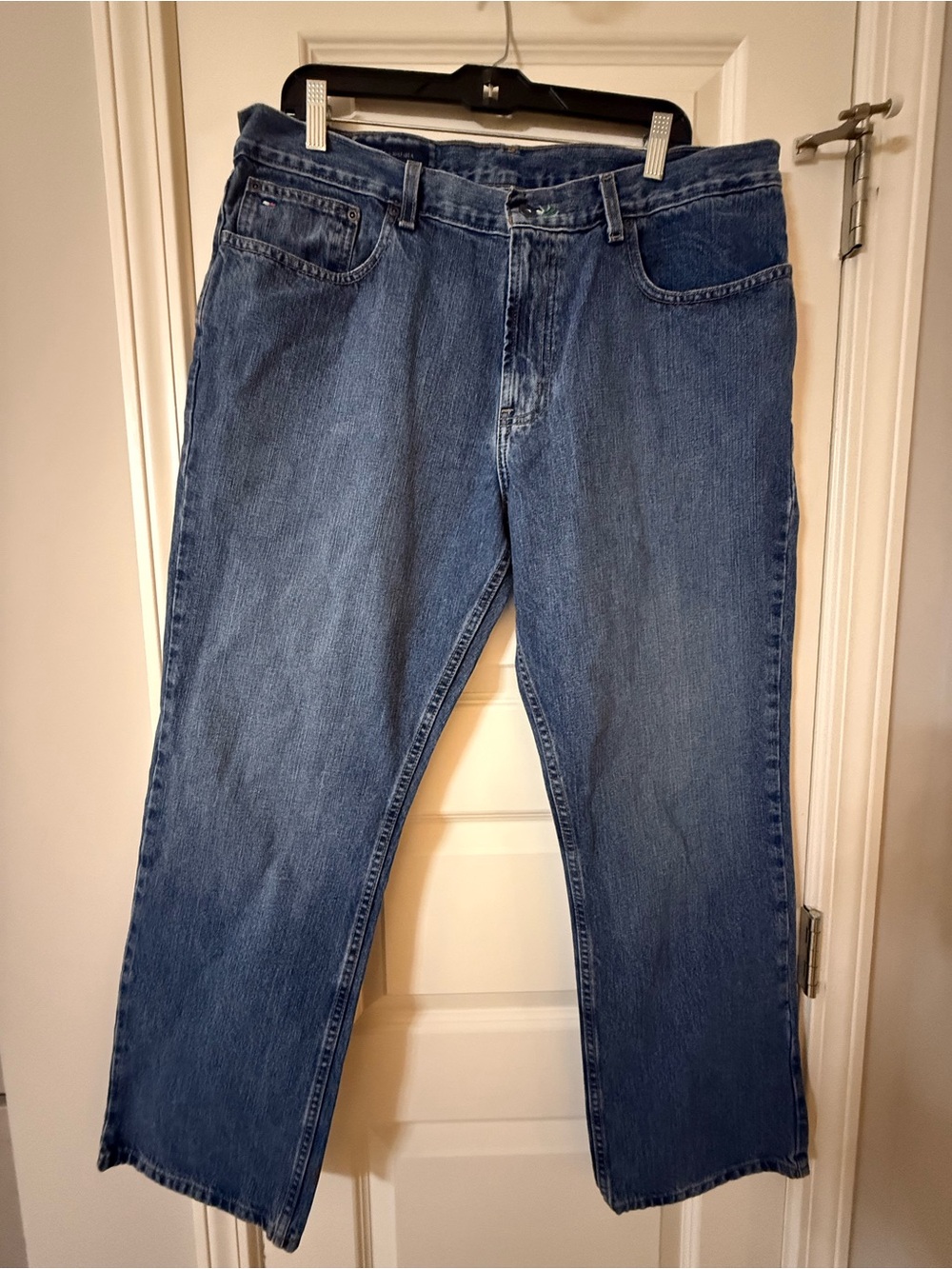 Tommy Hilfiger Men's Straight Leg Blue Jeans Size 36x30